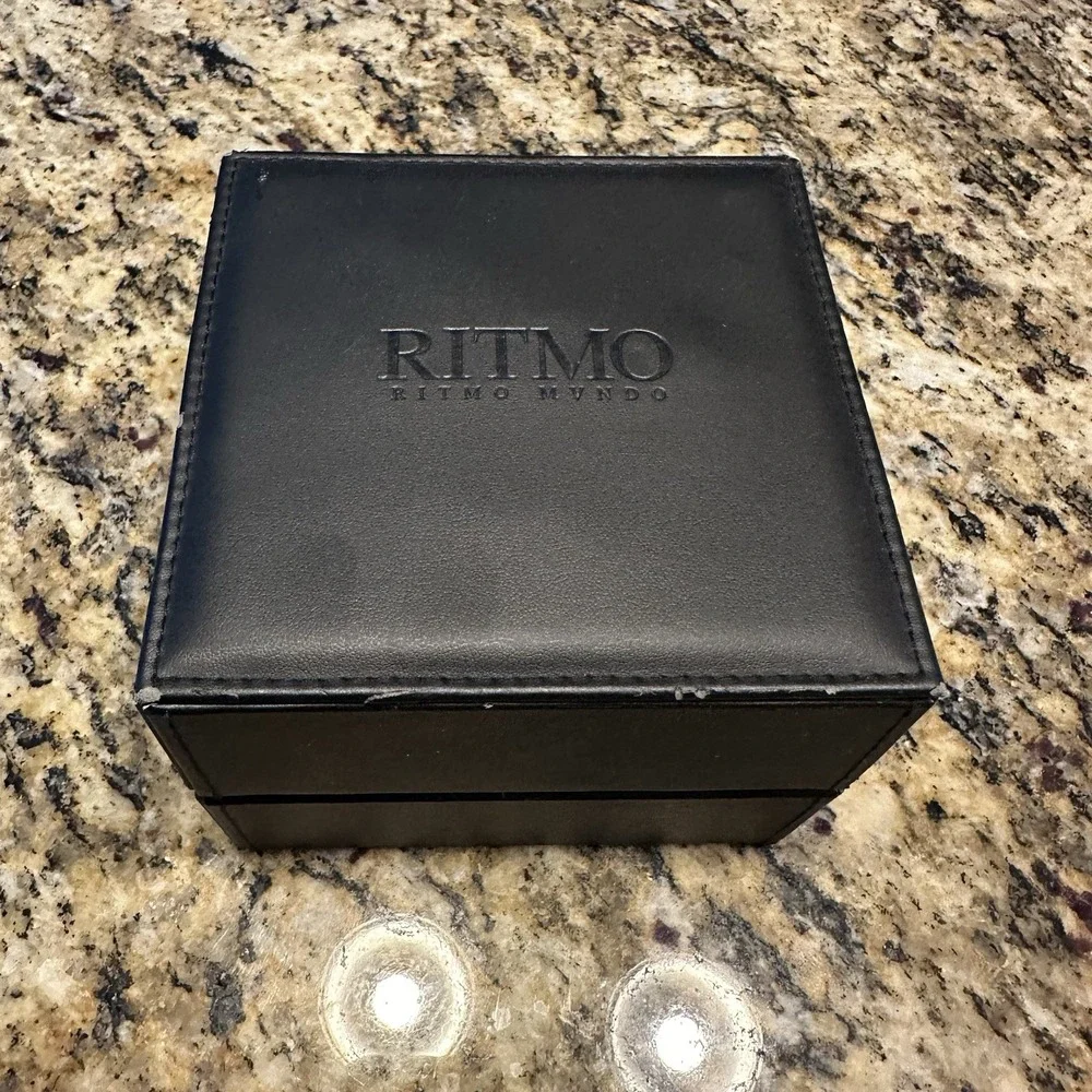 Ritmo Mundo Colorful Steel Rectangle Watch‎ With Box Automatic Needs Battery